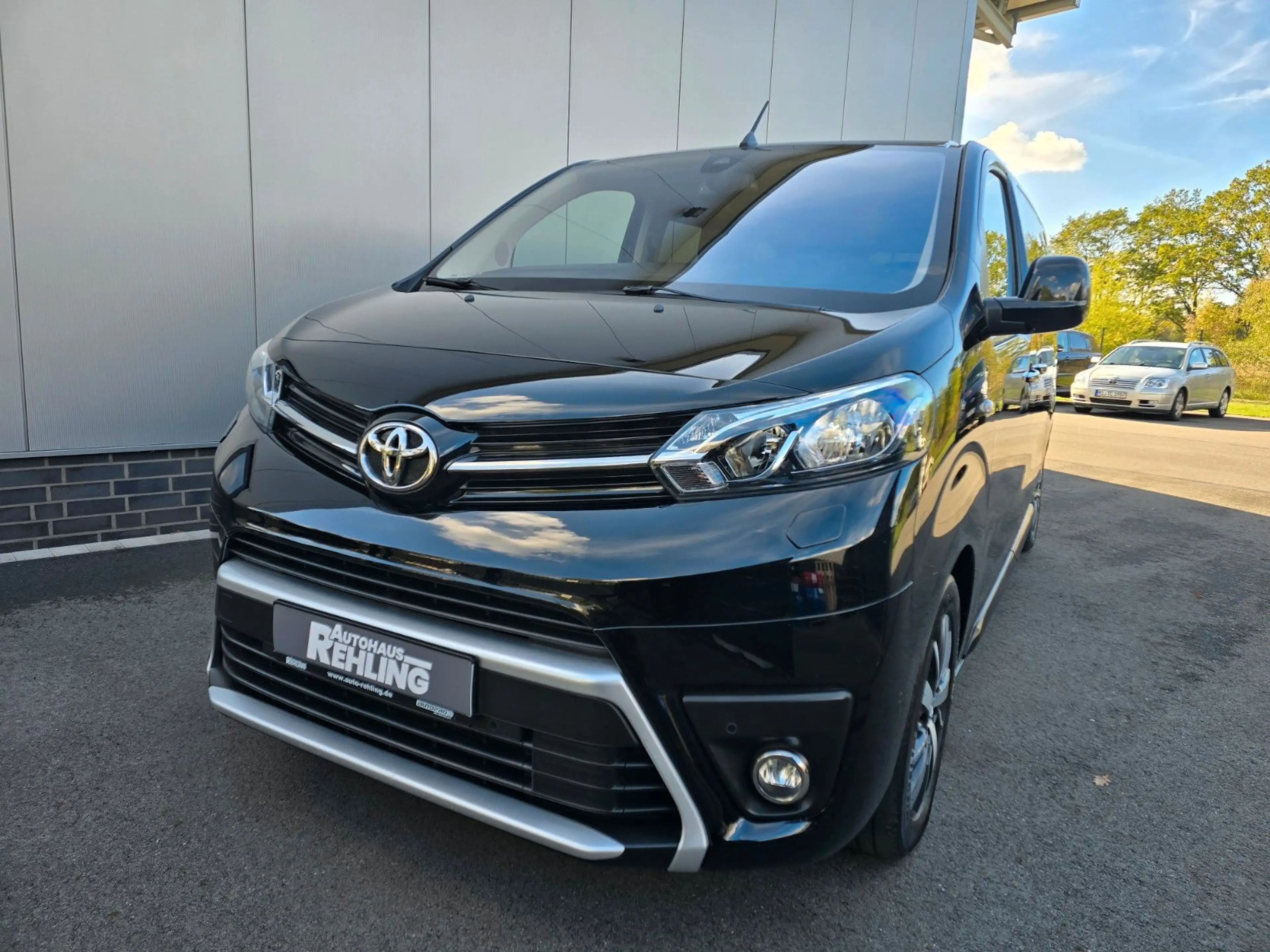 Toyota Proace Verso L1 Team Deutschland — photo 2