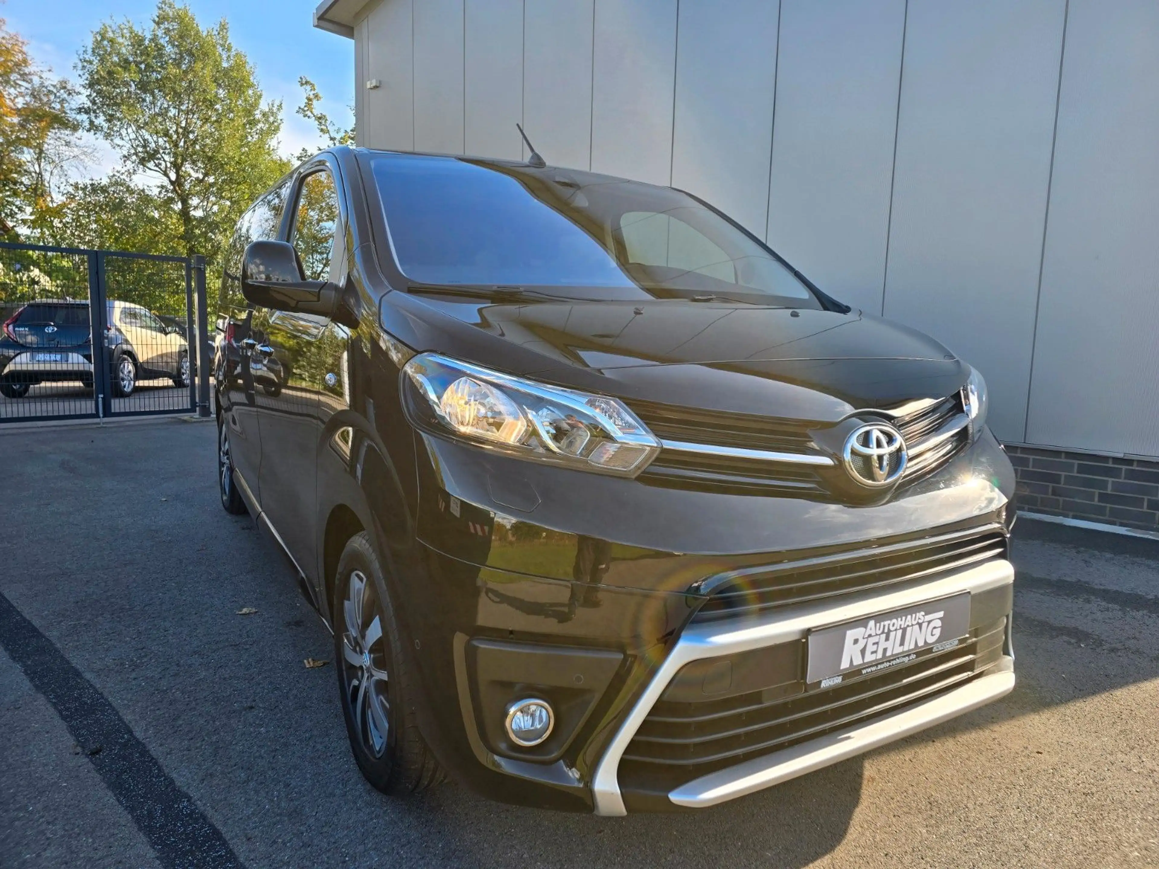 Toyota Proace Verso L1 Team Deutschland — photo 13