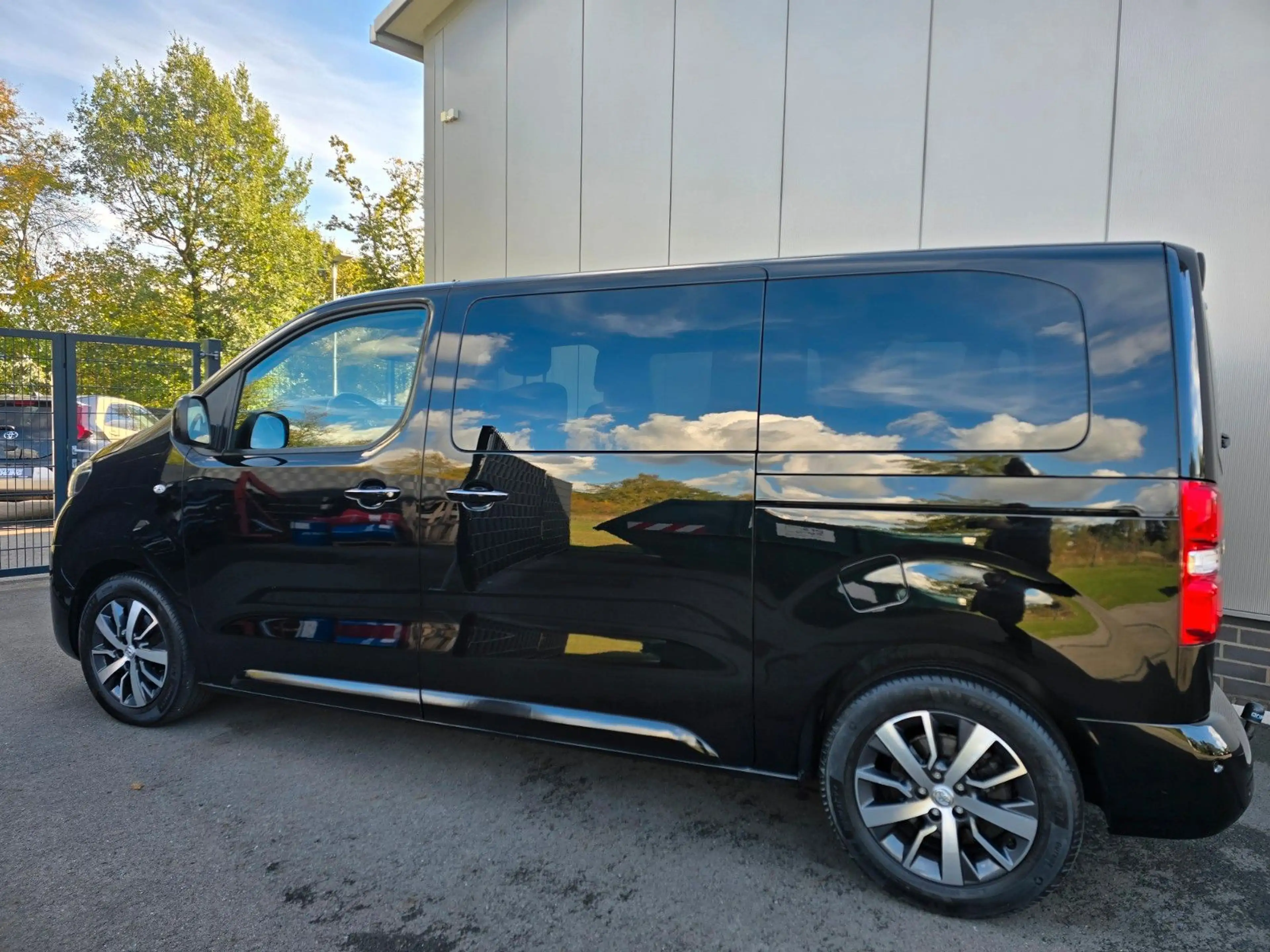 Toyota Proace Verso L1 Team Deutschland — photo 5