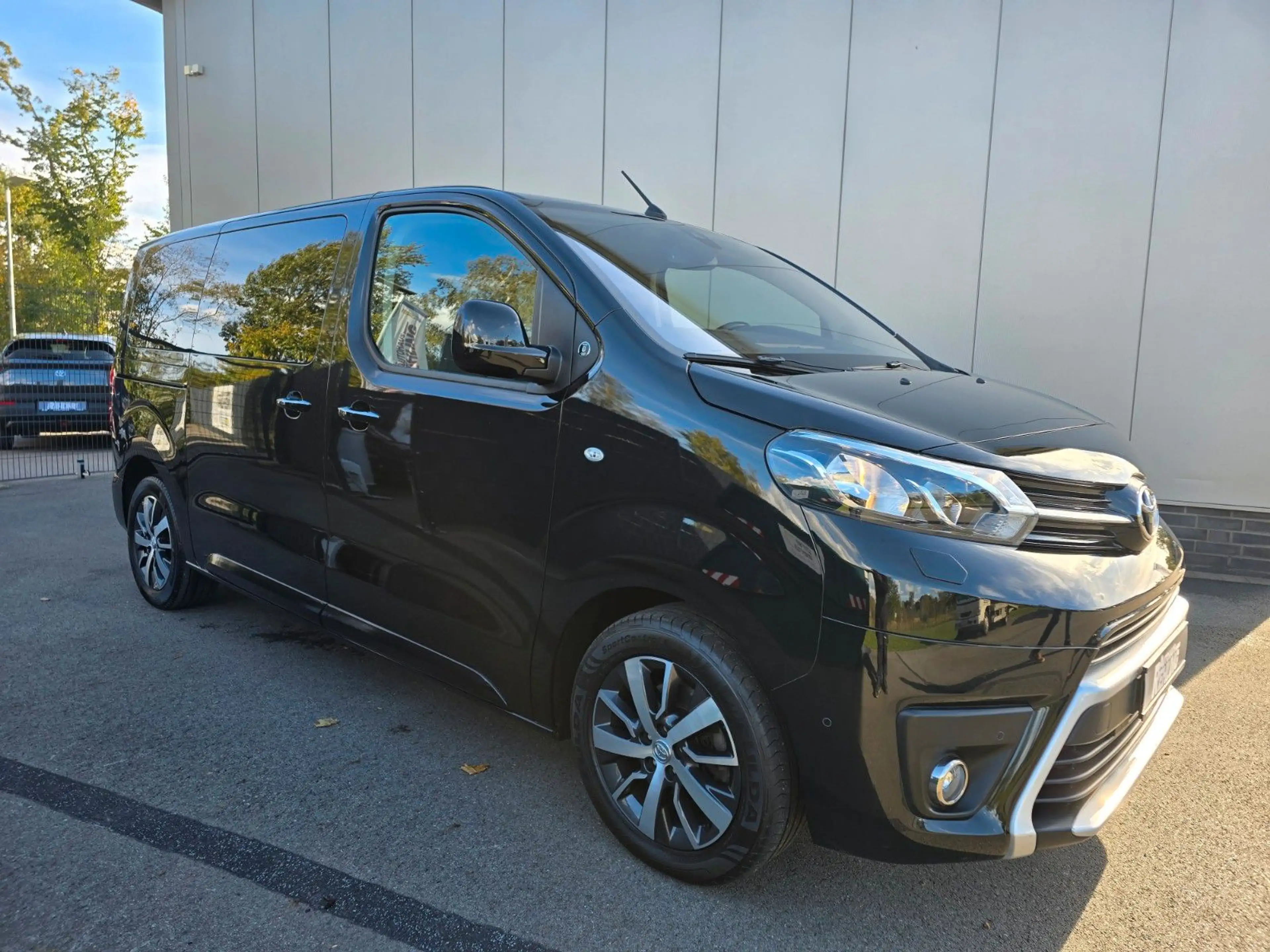 Toyota Proace Verso L1 Team Deutschland — photo 12