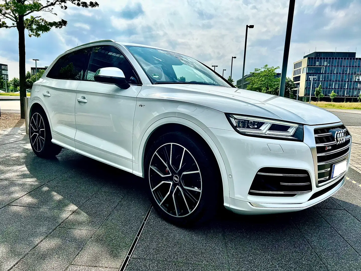 Audi SQ5 SQ5 STANDHEIZUNG/21Z/MATRIX/SHZ/HUD/AHK/MASSAGE Beyaz - 1