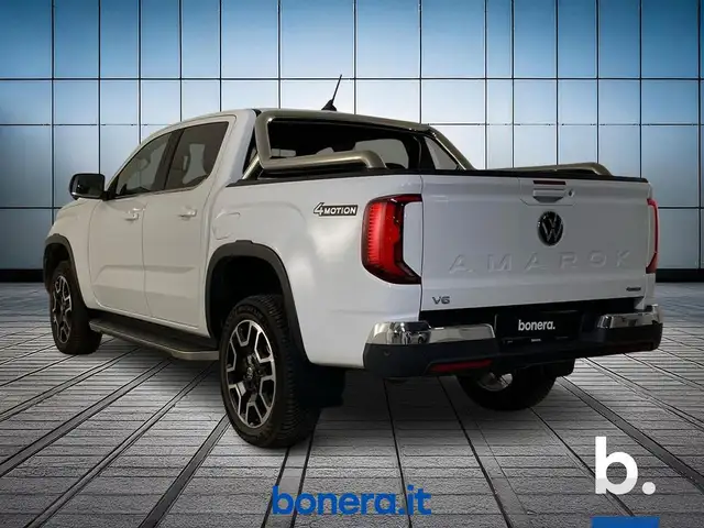 Volkswagen Amarok view 7