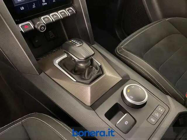 Volkswagen Amarok view 22