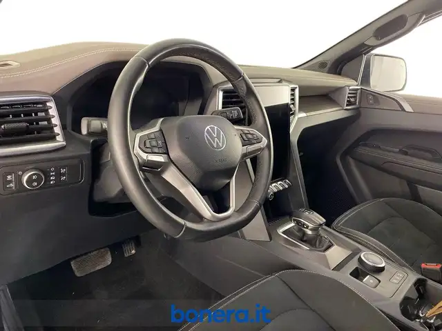 Volkswagen Amarok view 16