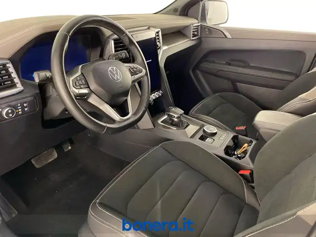 Volkswagen Amarok view 17