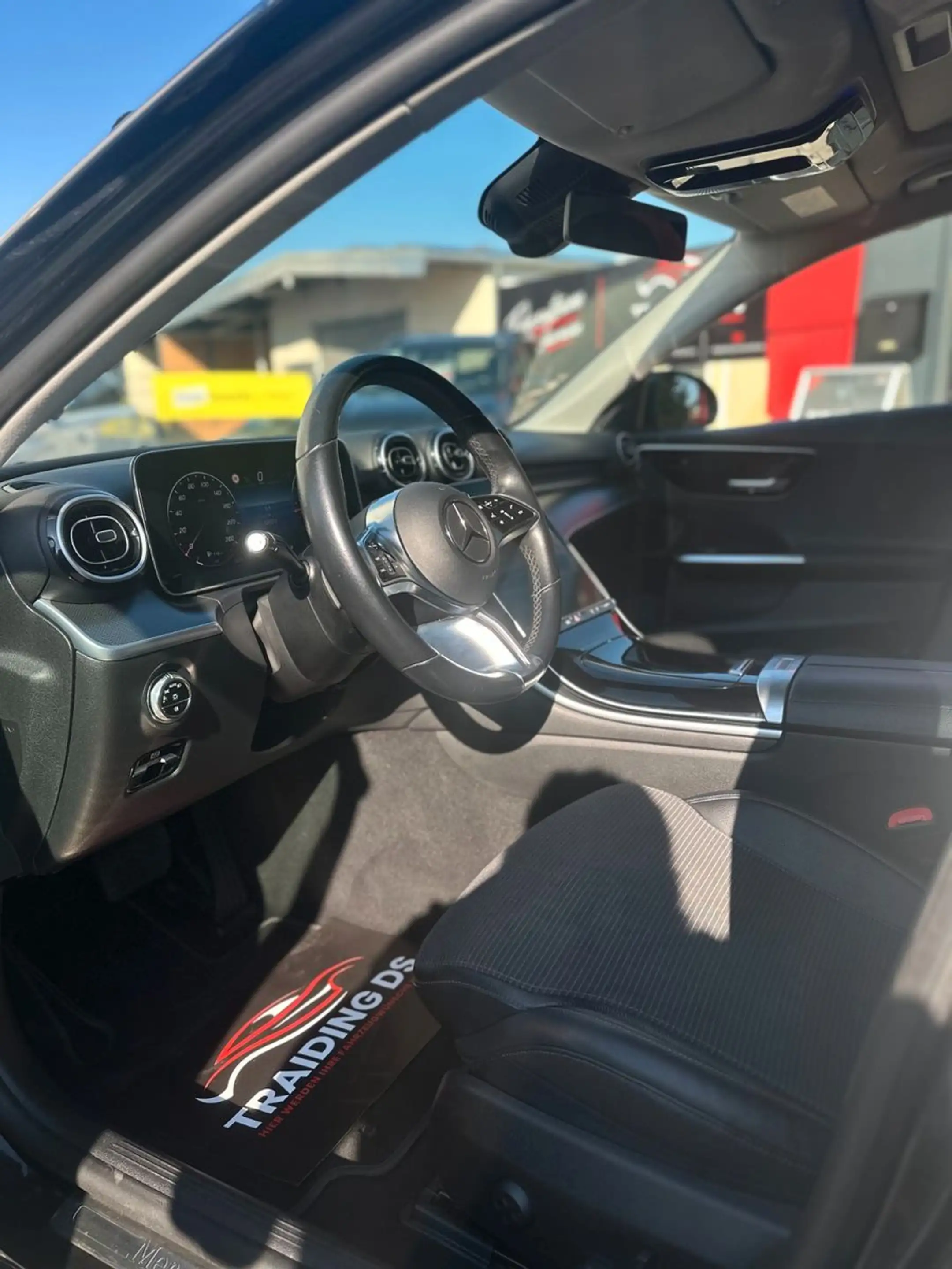 Mercedes-Benz C 220 d /Limousine/PANO/AMBIENTE/AHK/TEIL-LEDER — photo 10