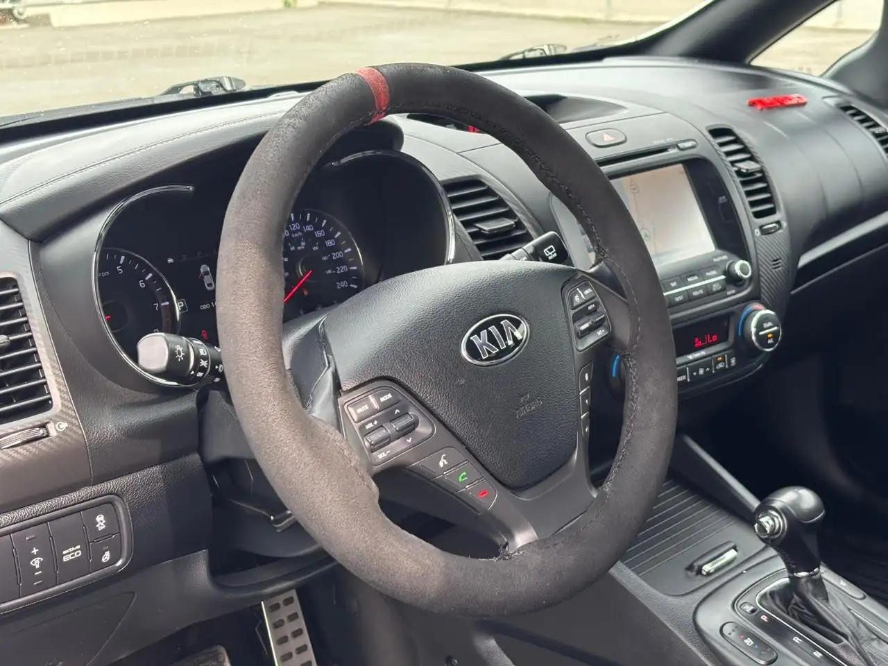 Kia Forte снимка Kia Forte