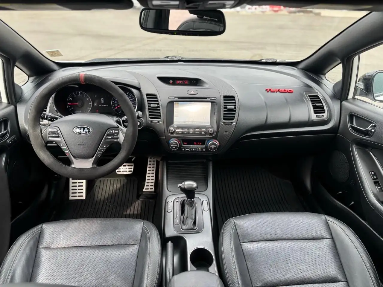 Kia Forte снимка Kia Forte