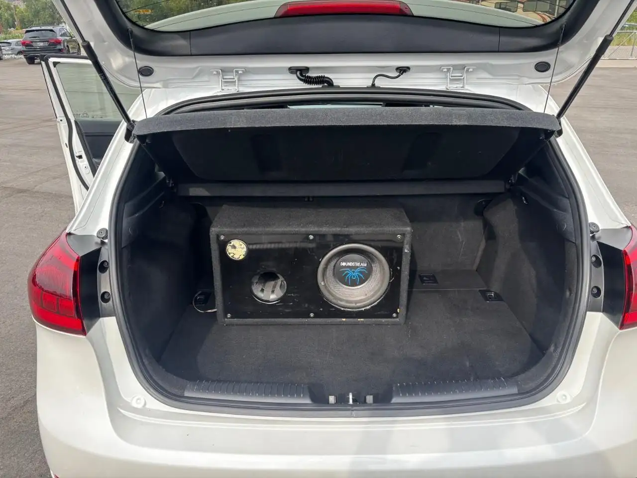 Kia Forte снимка Kia Forte
