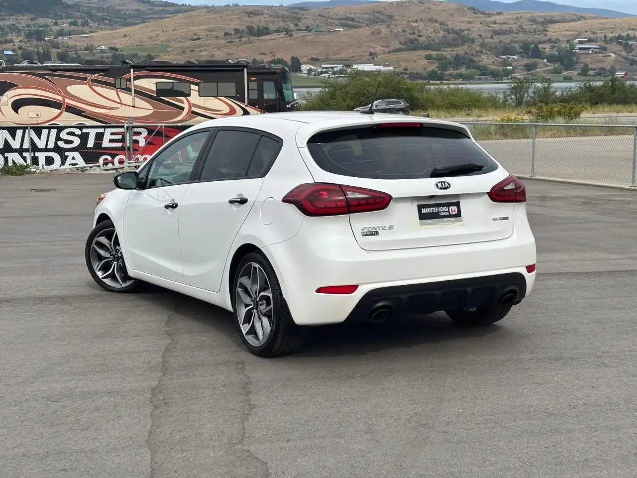Kia Forte снимка Kia Forte