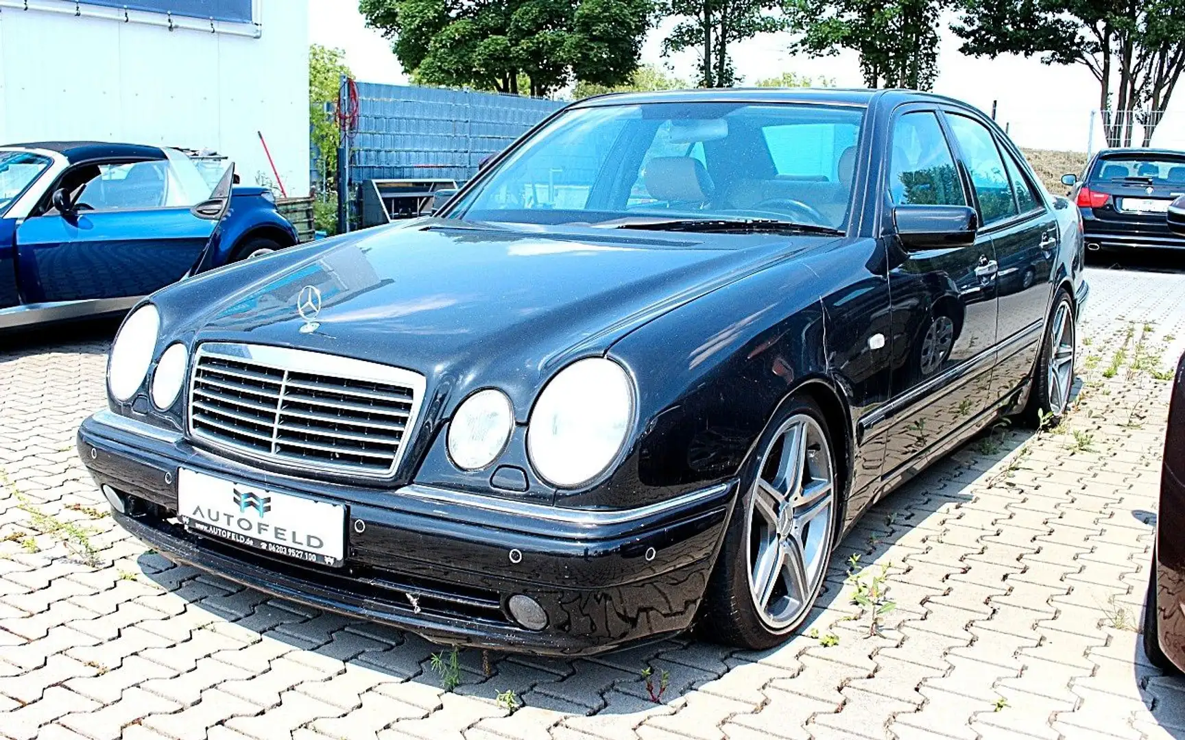 Mercedes-Benz E 55 AMG /SHEFT/LEDER/XENON/DESIGNO/PDC/TEMP/ Чорний - 1