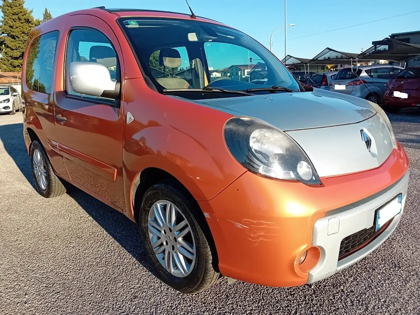 Renault Kangoo Kangoo 1.5 dCi 105CV F.AP. 3 porte be bop Arancione - 1