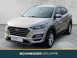 Hyundai TUCSON 1.6 CRDI 2WD AHK+KLIMA+SHZ+KAMERA+PDC