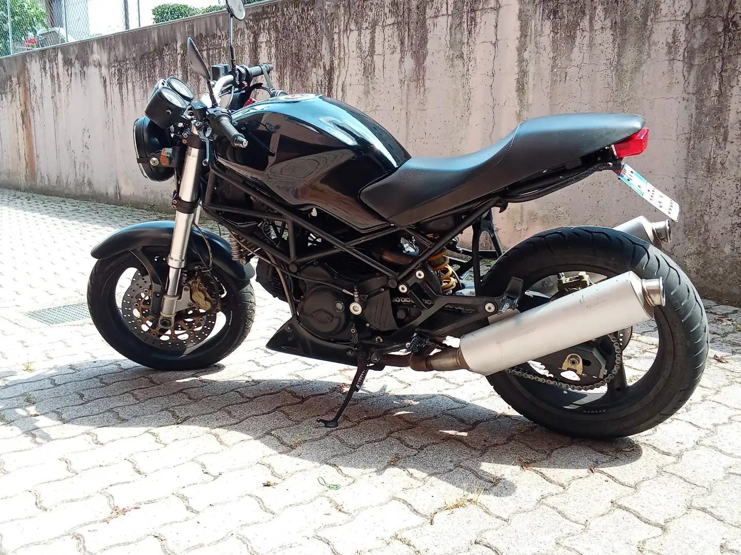 Ducati Monster 750 Total black Nero - 1