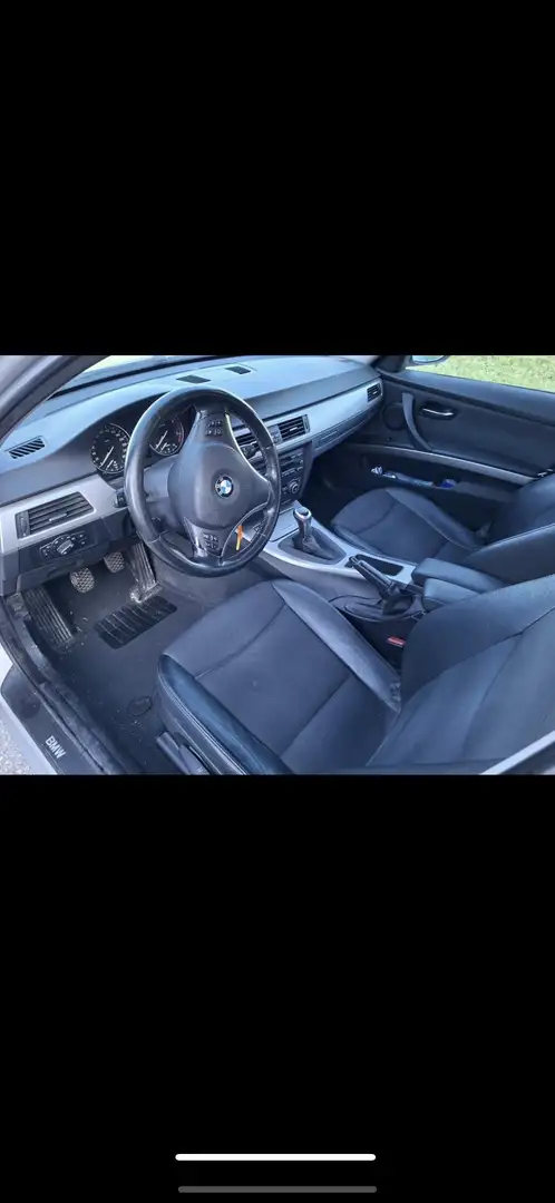 BMW 318 318d Touring Österreich-Paket - 2