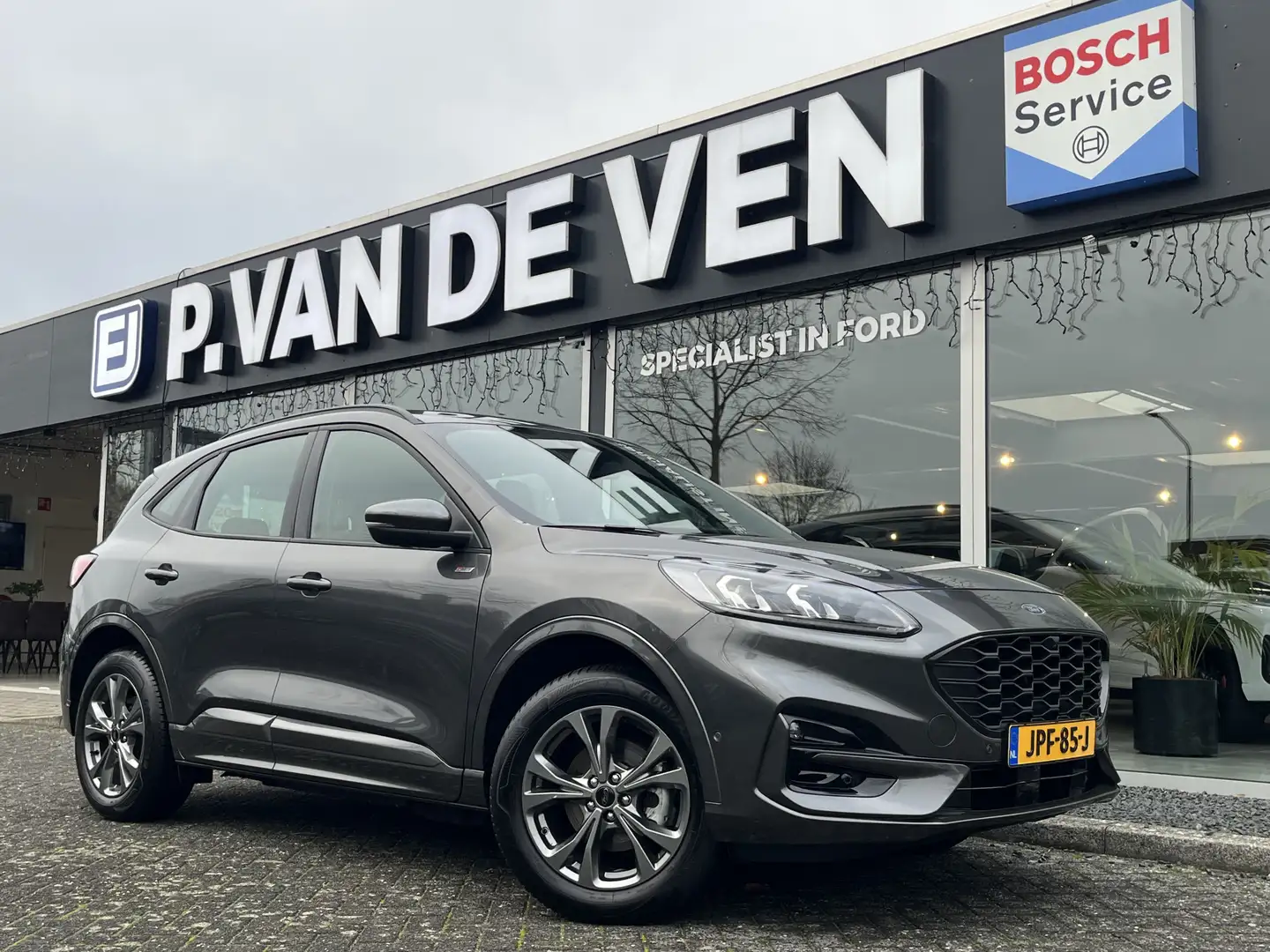 Ford Kuga 2.5 PHEV ST-Line 225pk/165kW e-CVT Automaat | In m Grau - 1