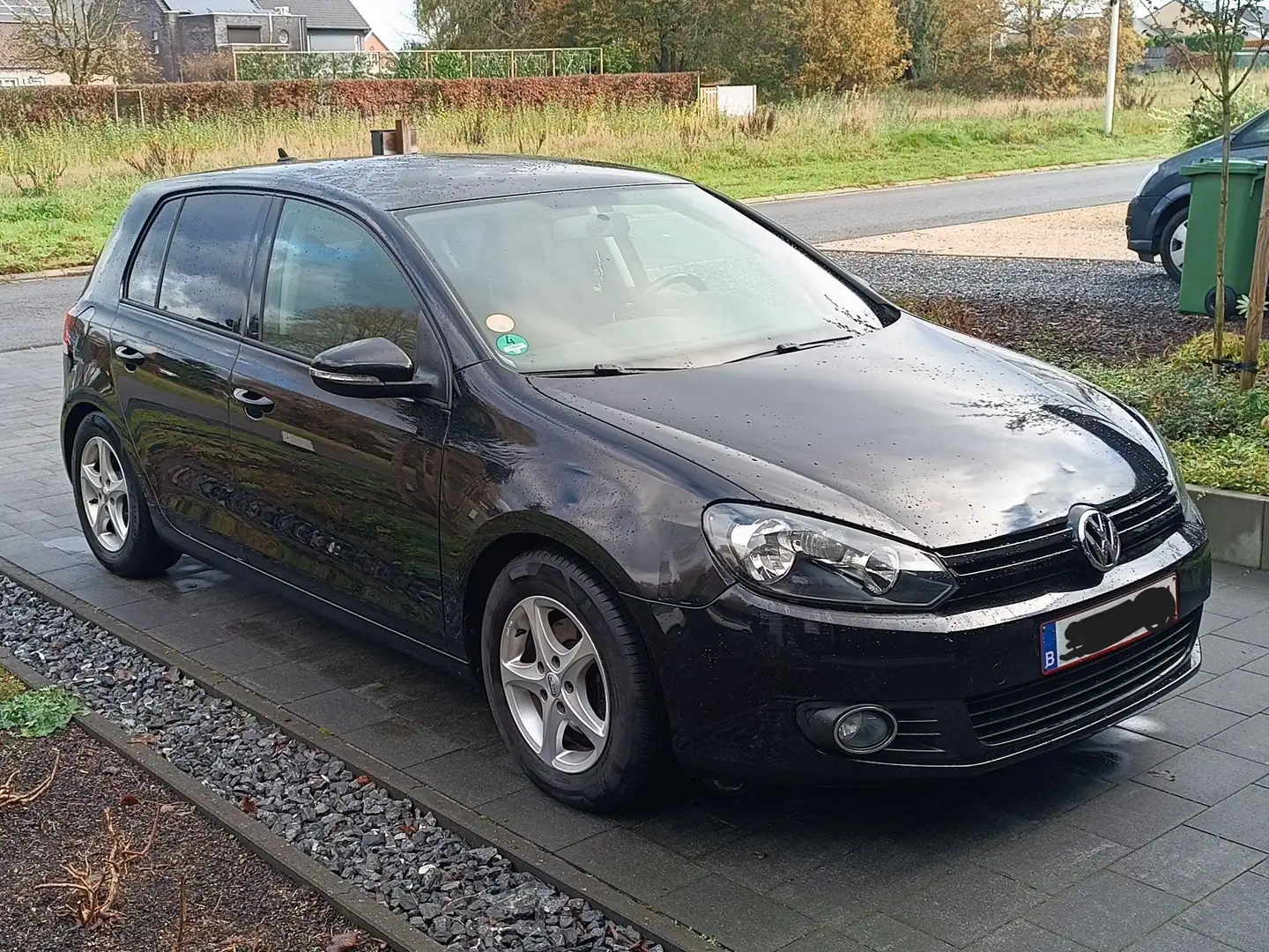 Volkswagen Golf Golf 1.6 TDI DPF BlueMotion Technology MATCH Zwart - 2