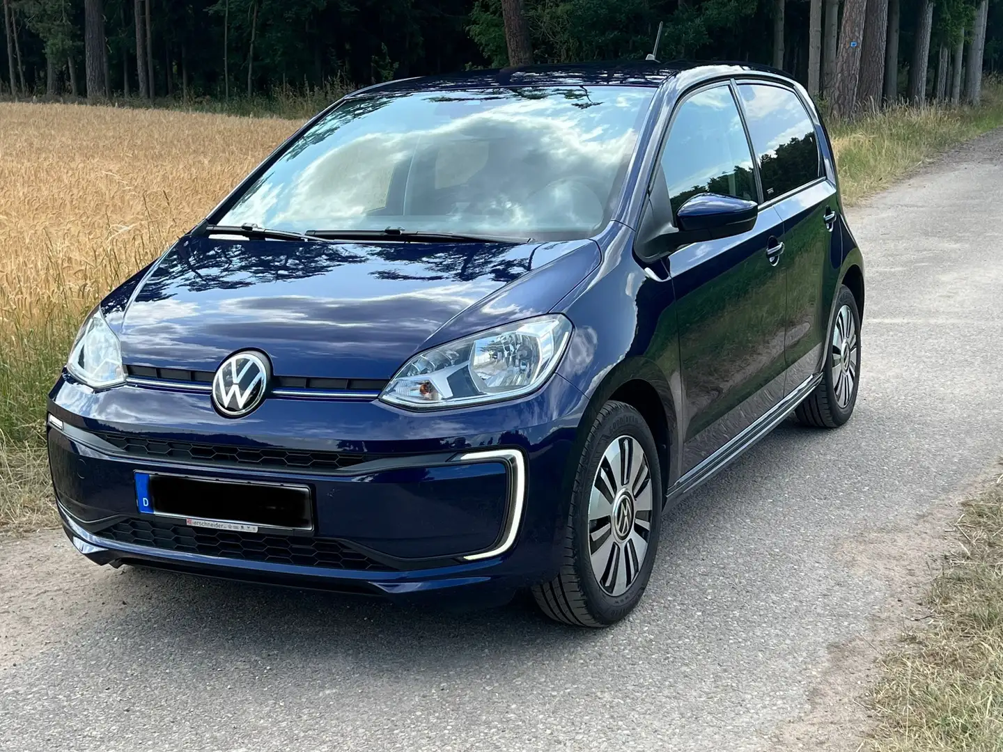 Volkswagen e-up! United mit Batteriezertifikat, 8fach bereift Blau - 2