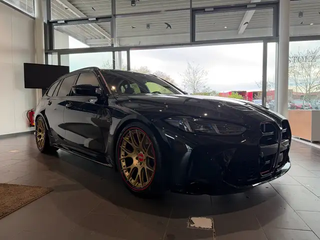 BMW M3 view 7