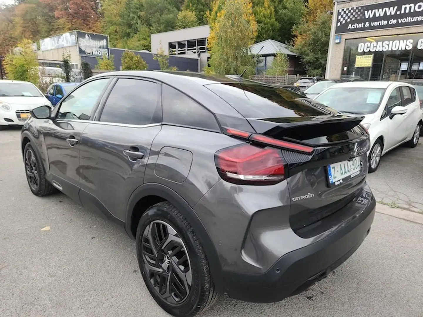 Citroen C4 C4 1.2 PureTech Shine S Grijs - 2