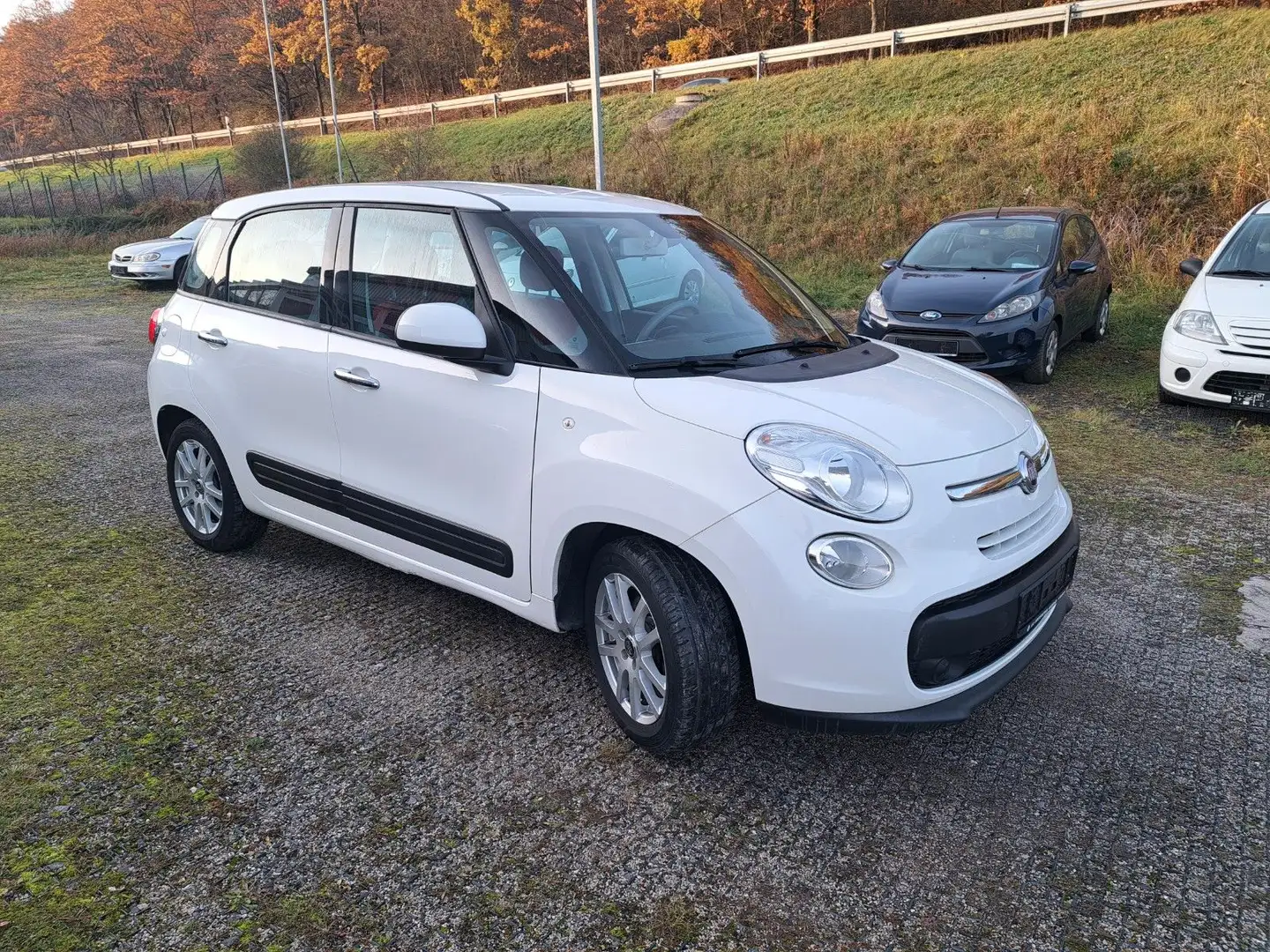 Fiat 500L Easy Klima M+S 97.100 km Weiß - 2