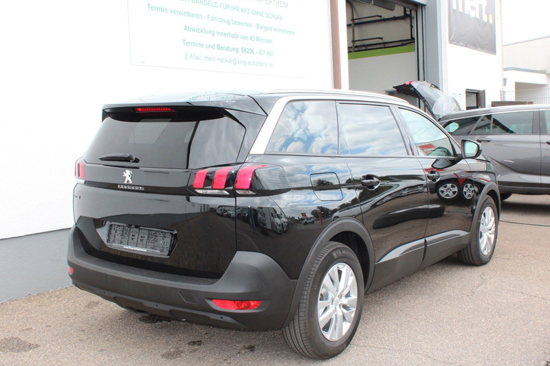 Peugeot 5008 1.5 HDI Active Navi PDC Kamera 7 Sitzer — photo 8