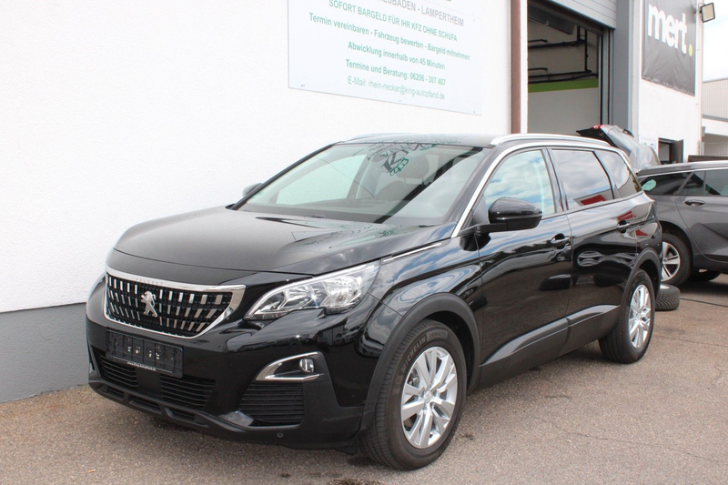 Peugeot 5008 1.5 HDI Active Navi PDC Kamera 7 Sitzer