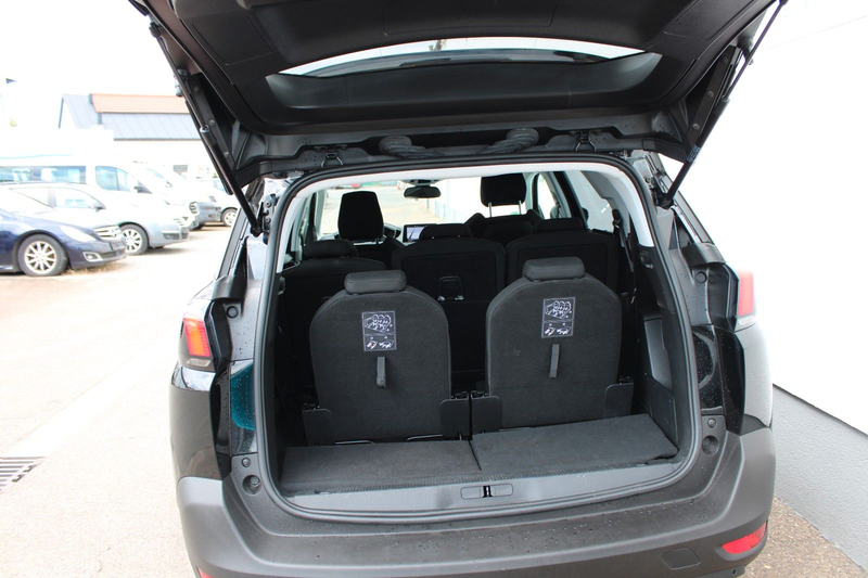 Peugeot 5008 1.5 HDI Active Navi PDC Kamera 7 Sitzer — photo 11
