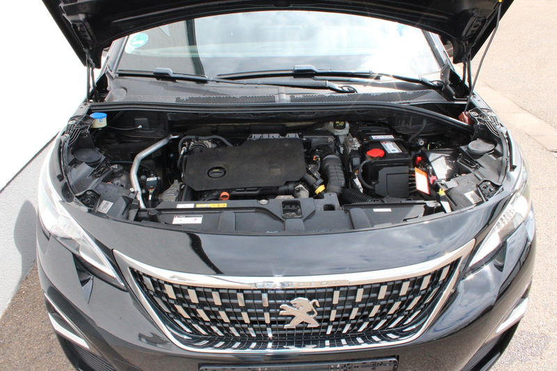 Peugeot 5008 1.5 HDI Active Navi PDC Kamera 7 Sitzer — photo 10