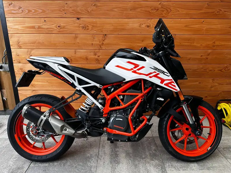 KTM 390 DUKE