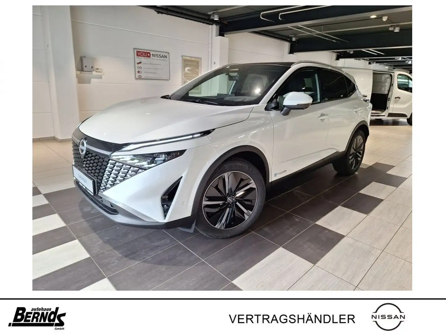 Nissan Qashqai 1.5 VC-T e-Power Tekna LEDER PANORAMAGLASDACH Weiß - 1