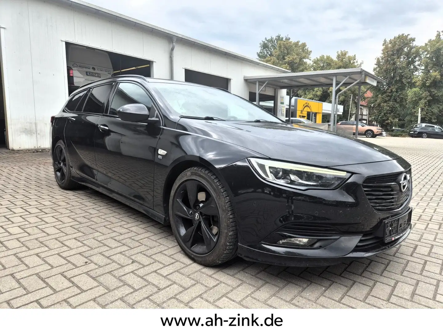 Opel Insignia B ST OPC-Line LED Leder Kamera Head-Up Černá - 1