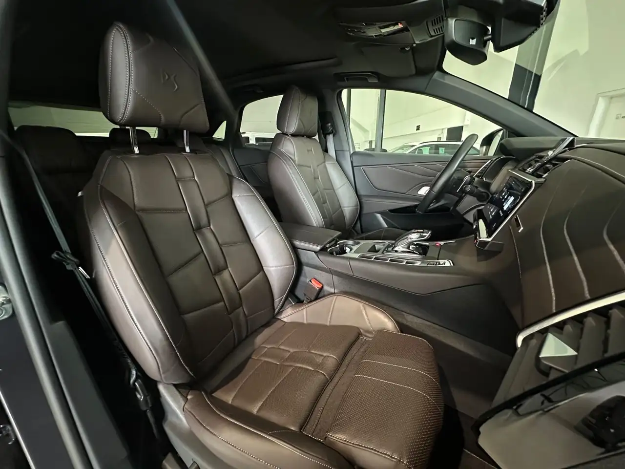 DS Automobiles DS 7 Crossback 2025 — фото 15