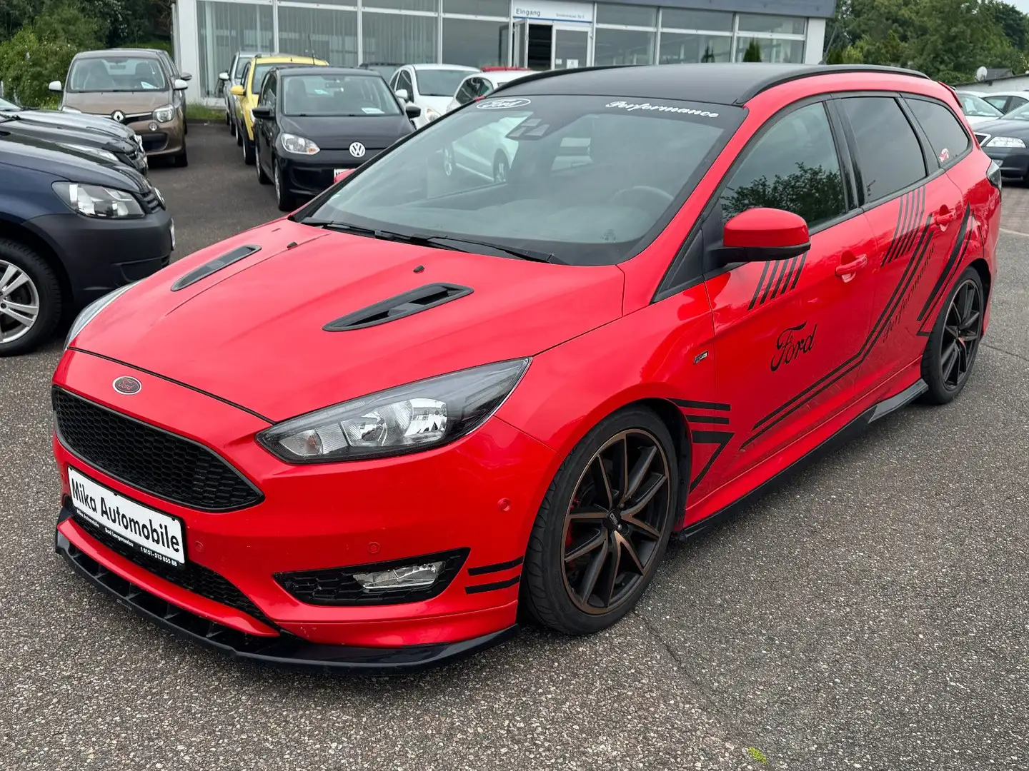 Ford Focus Turnier ST-Line Rot - 1