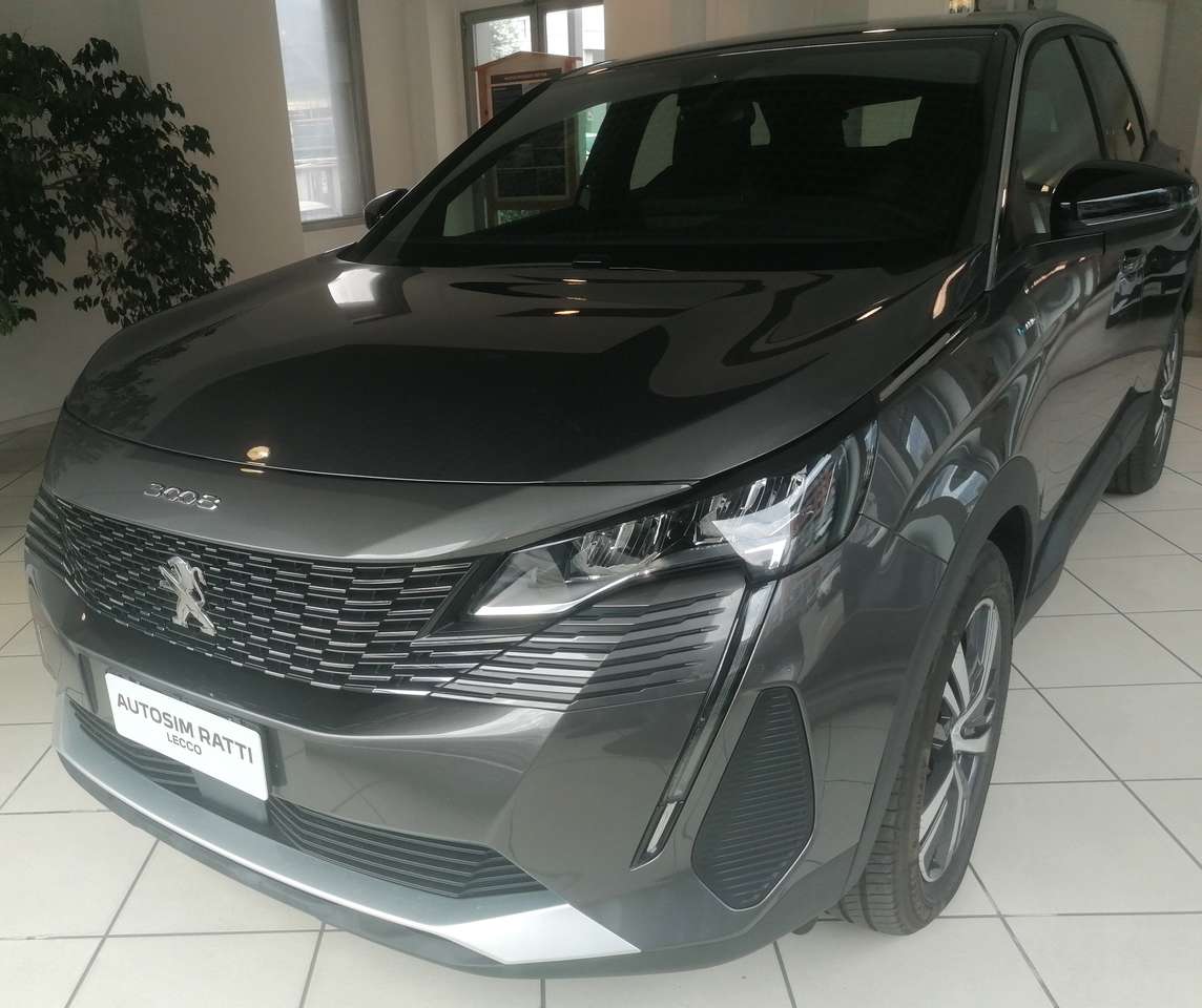 Peugeot 3008 1.6 hybrid phev Active Pack 225cv e-eat8