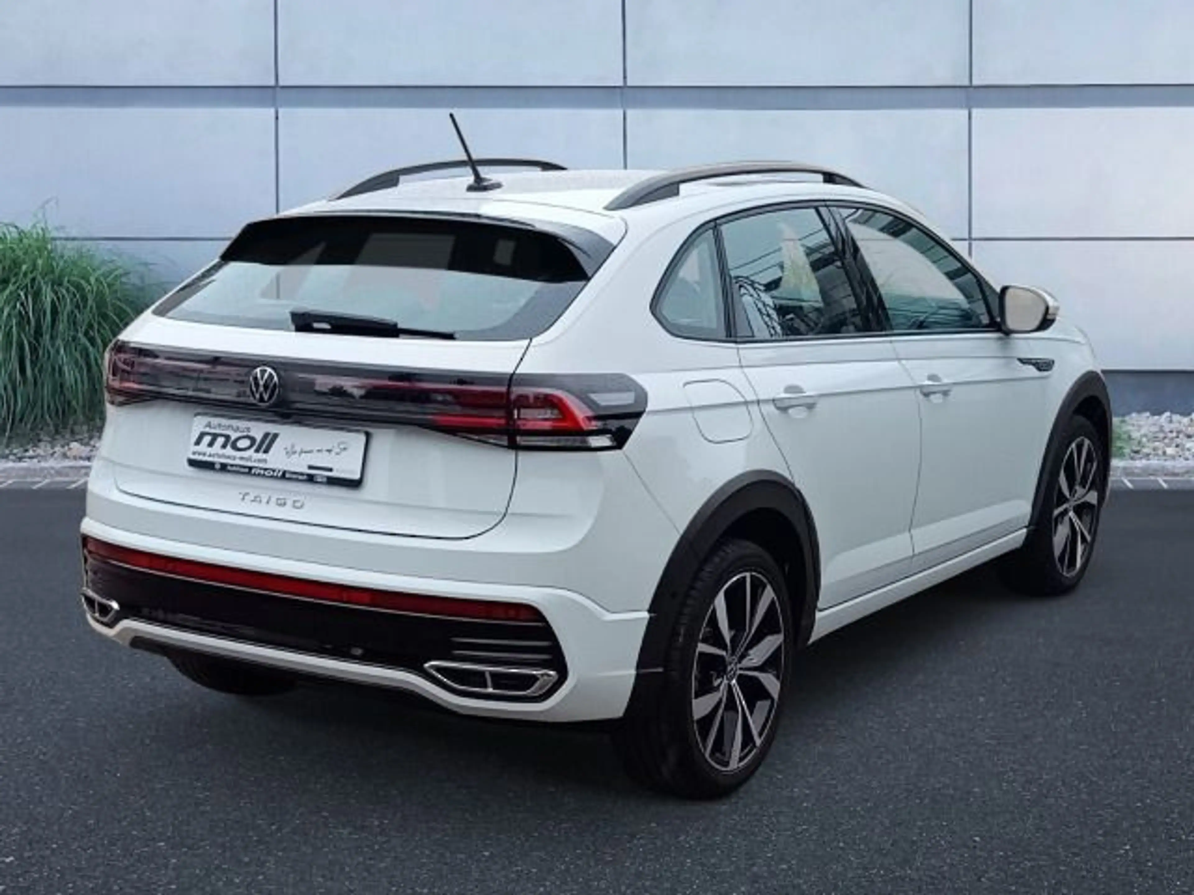 Volkswagen Taigo R-Line 1.5 TSI 110 kW (150 PS) DSG, Rear V — photo 4