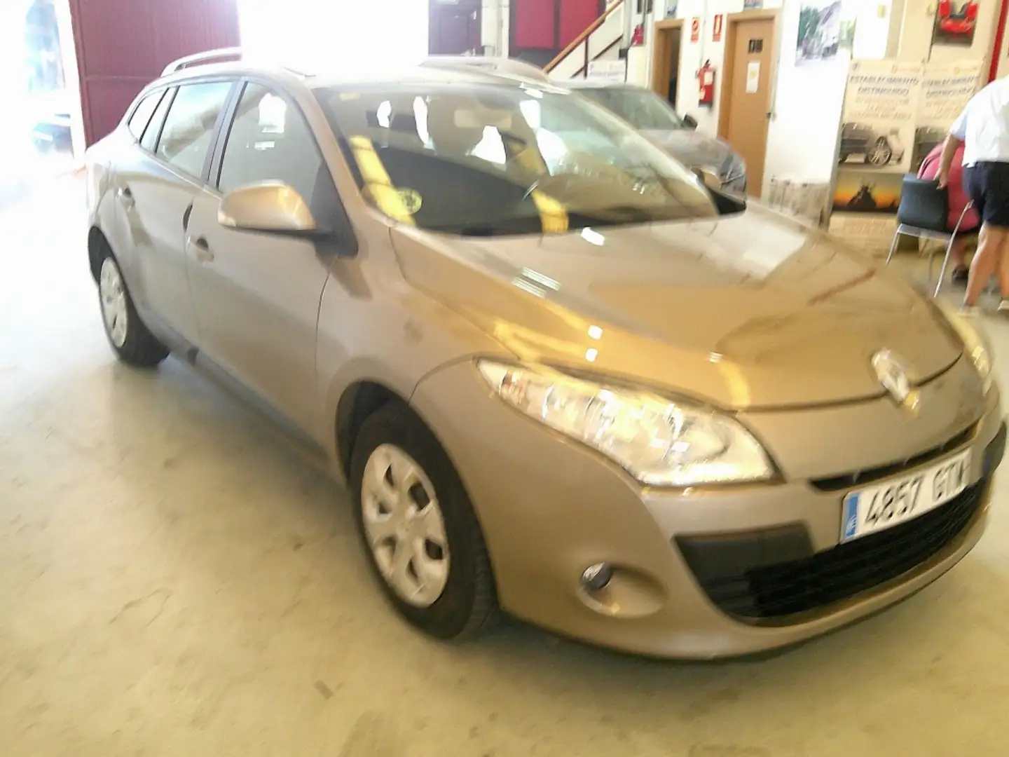 Renault Megane 1.5dCi Expression 105 Gris - 2