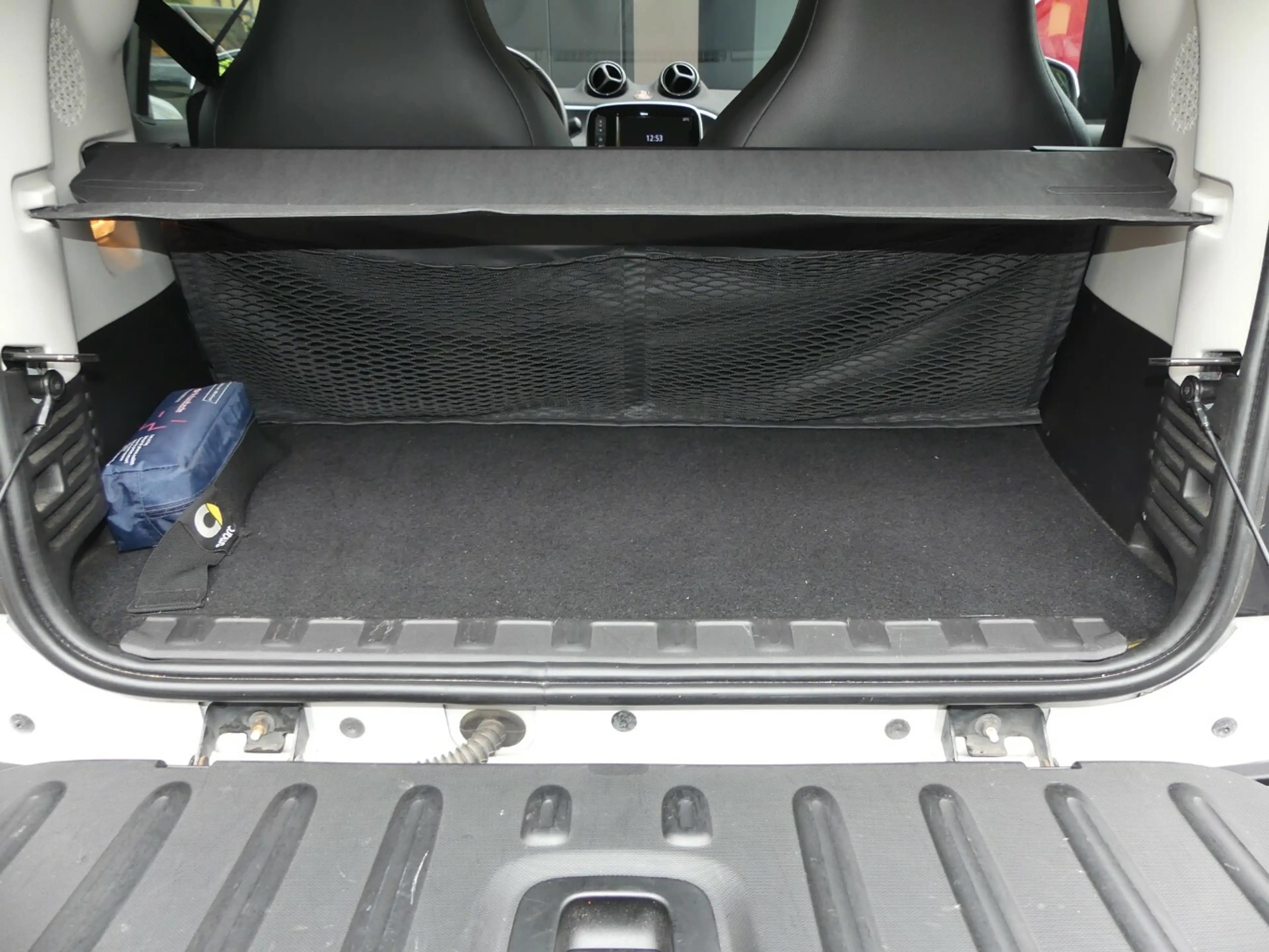 smart forTwo Coupe 1.0 Prime — photo 6