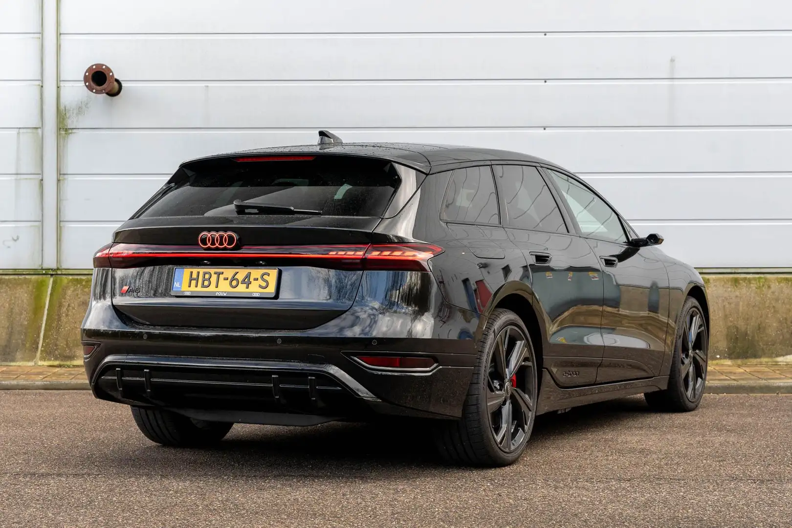 Audi A6 Avant e-tron 367pk S Edition Performance 100 kWh | Zwart - 2