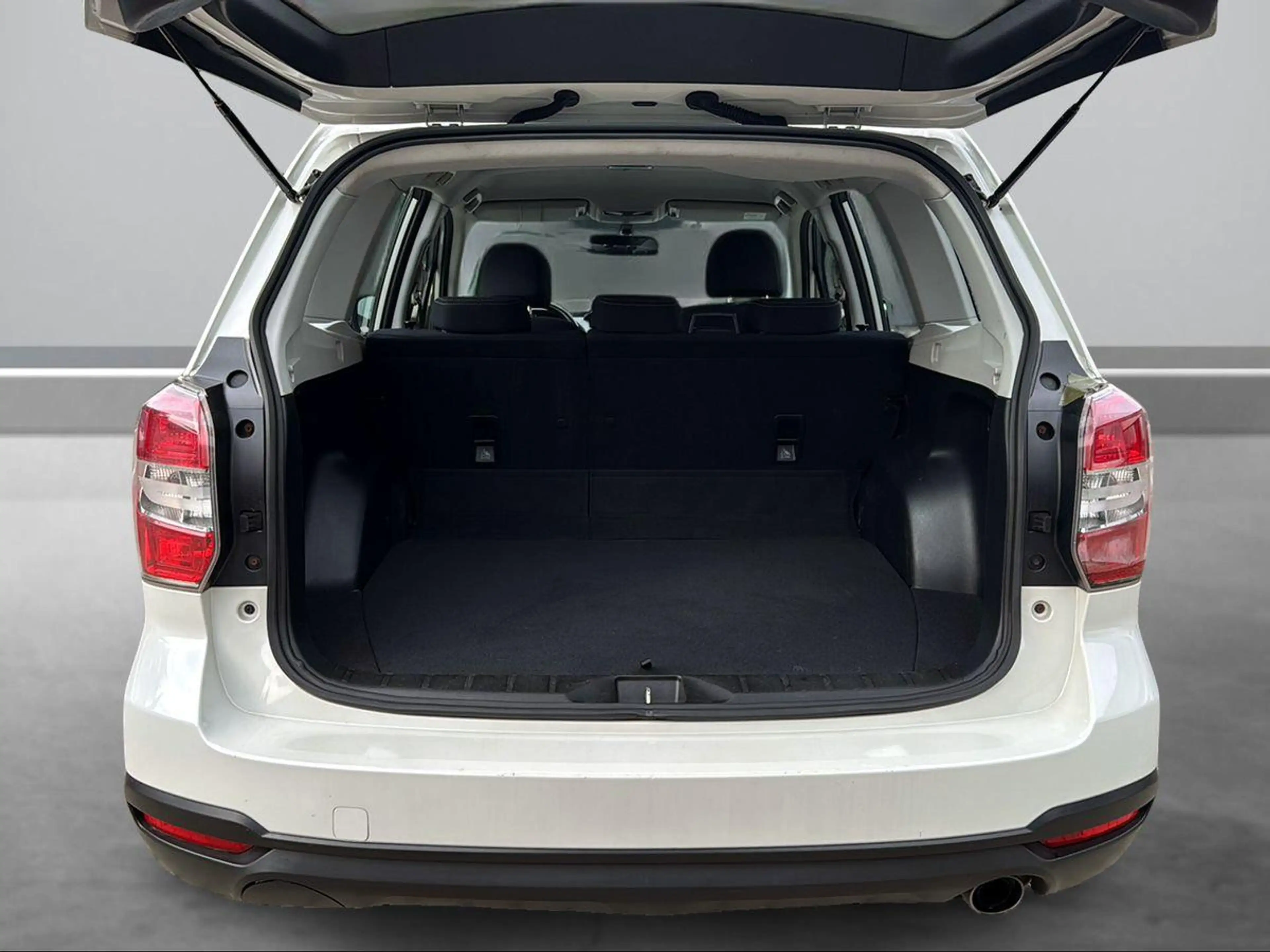 Subaru Forester 2.0 Active AWD #KLIMA #SHZ — photo 10