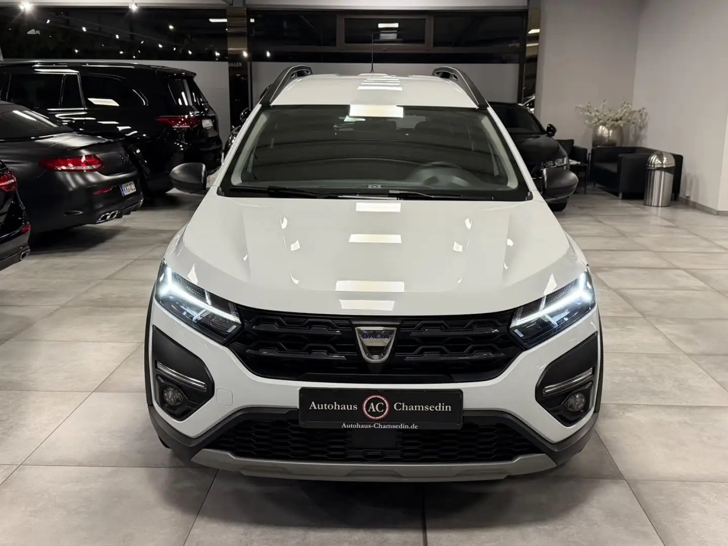 Dacia Jogger Essential Blanc - 1