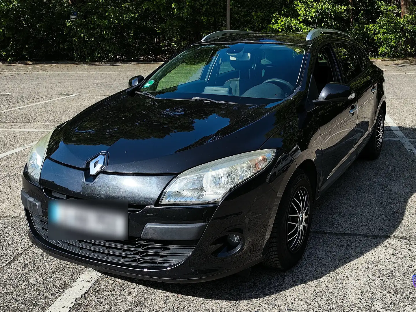 Renault Megane Grandtour TCe 130 Dynamique Schwarz - 1