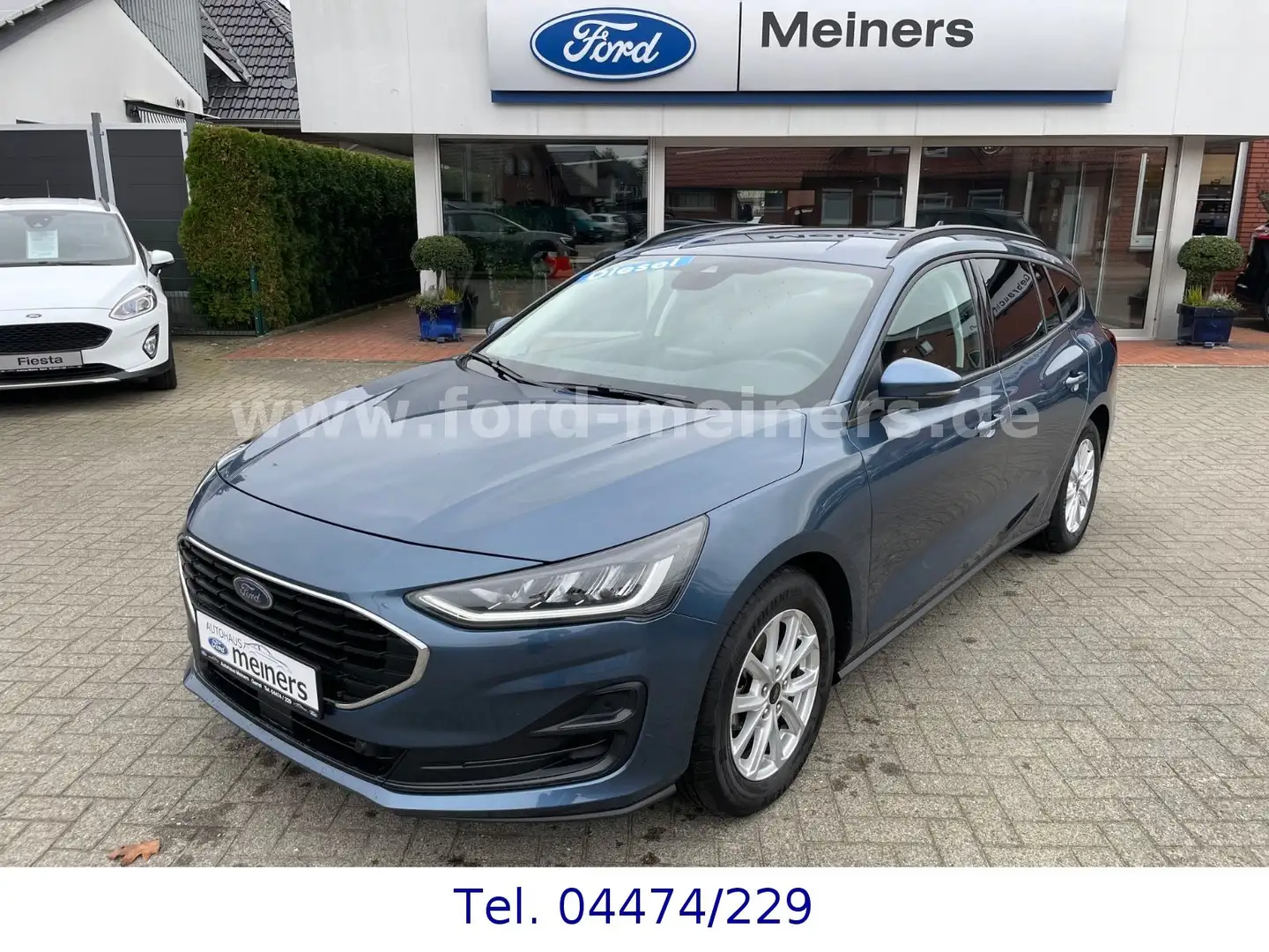 Ford Focus Turnier Cool & Connect LED+KAMERA+NAVI+PDC Blau - 1