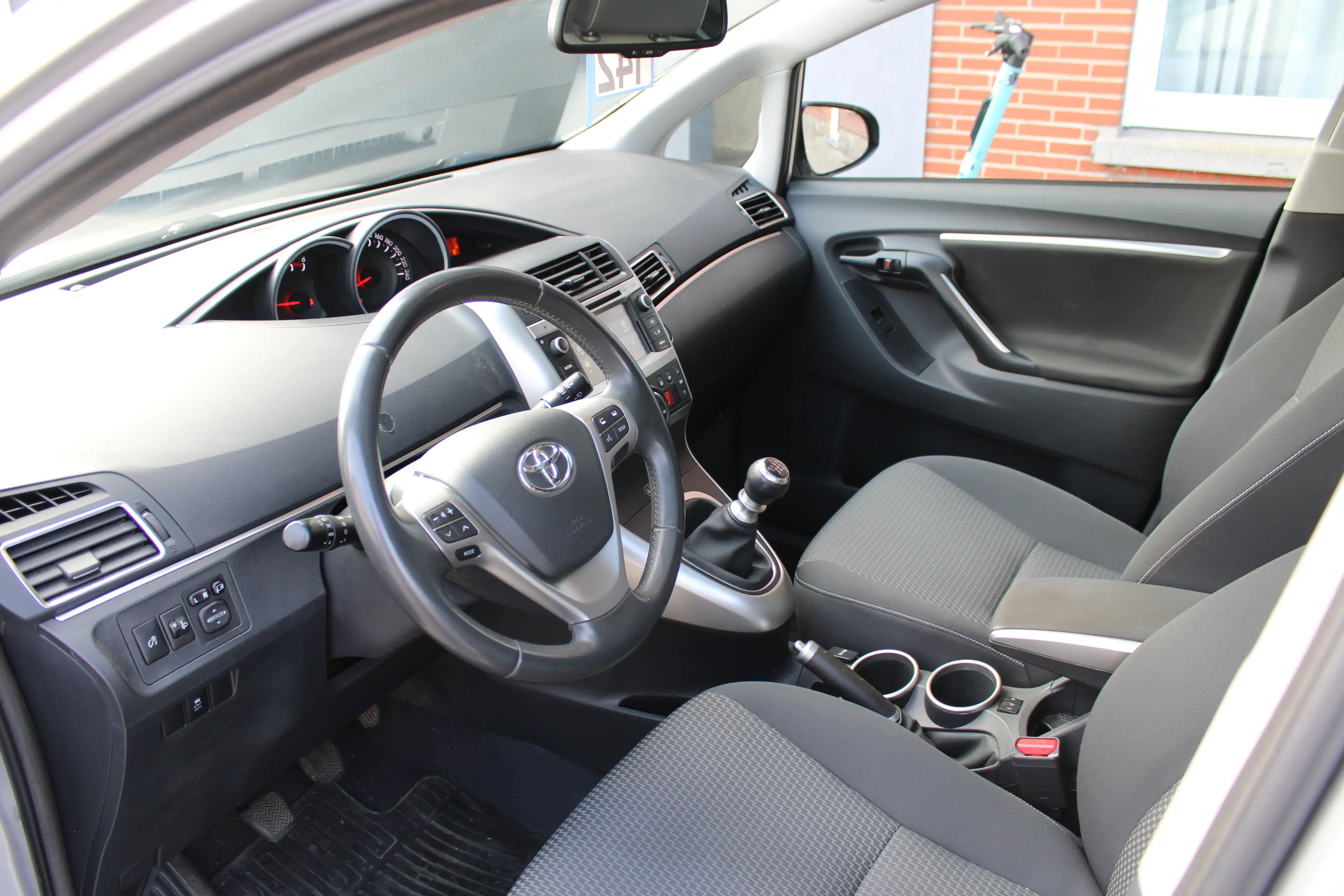 Toyota Verso 1.6 D-4D 5pl+GPS+TOIT PANO // 83.000 kilomètres // — photo 15