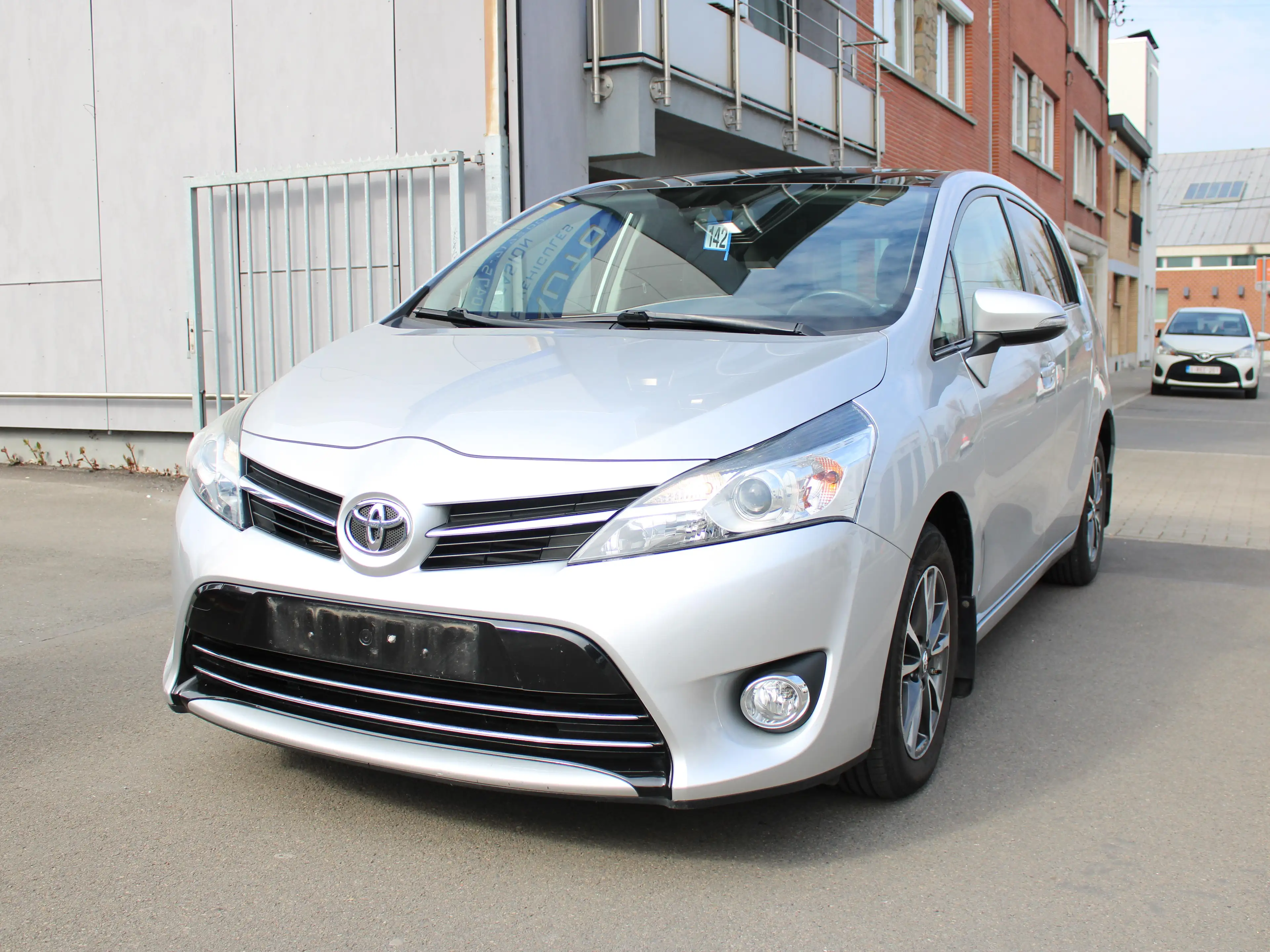 Toyota Verso 1.6 D-4D 5pl+GPS+TOIT PANO // 83.000 kilomètres //