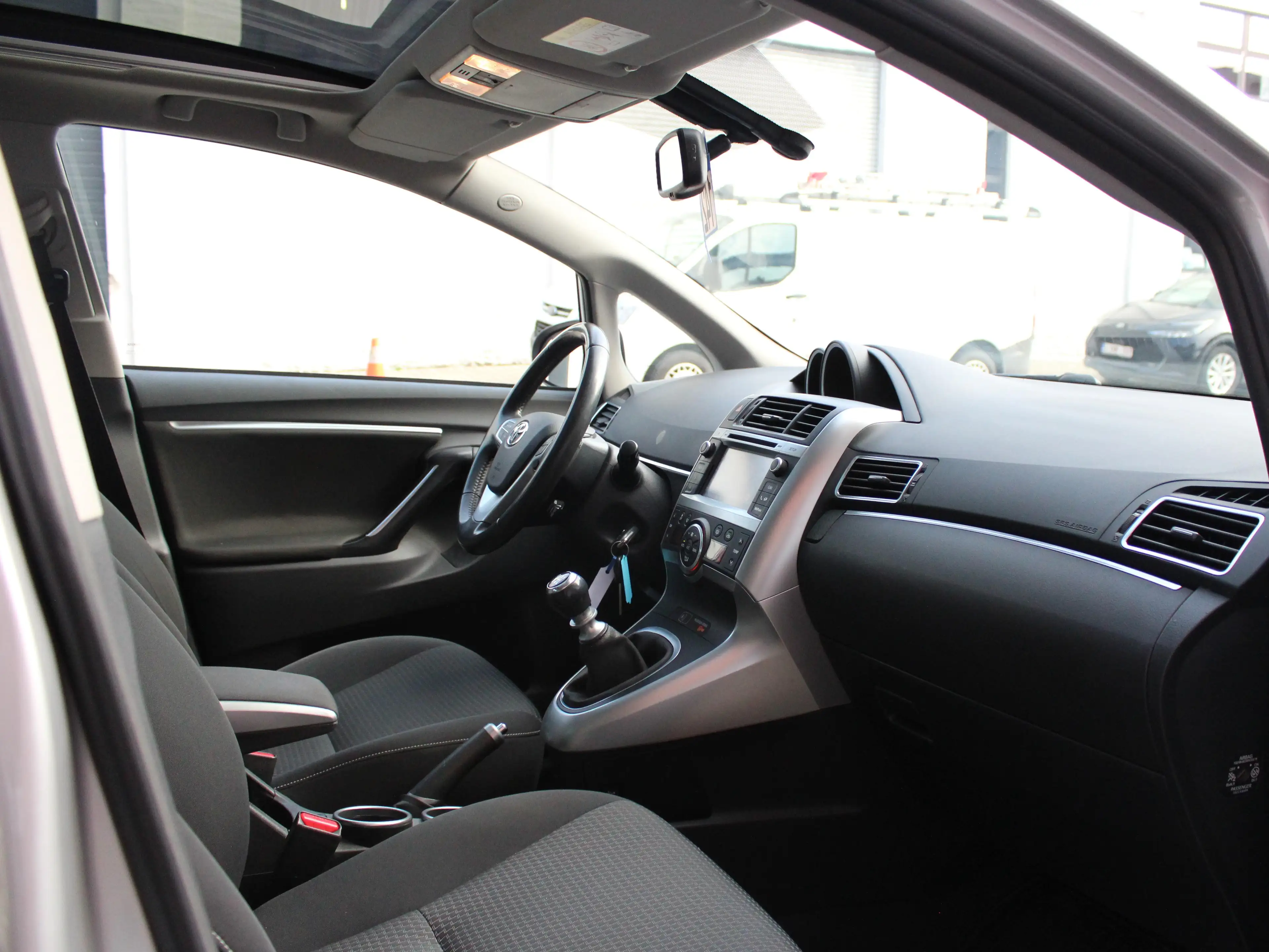 Toyota Verso 1.6 D-4D 5pl+GPS+TOIT PANO // 83.000 kilomètres // — photo 12