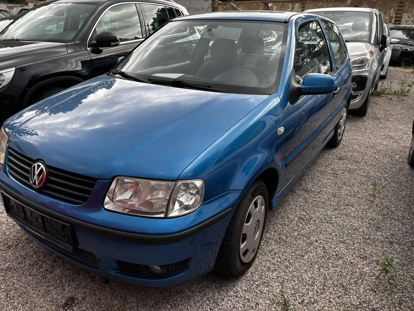 Volkswagen Polo Comfortline 1,4 mit Pickerl 09/26 Blau - 1