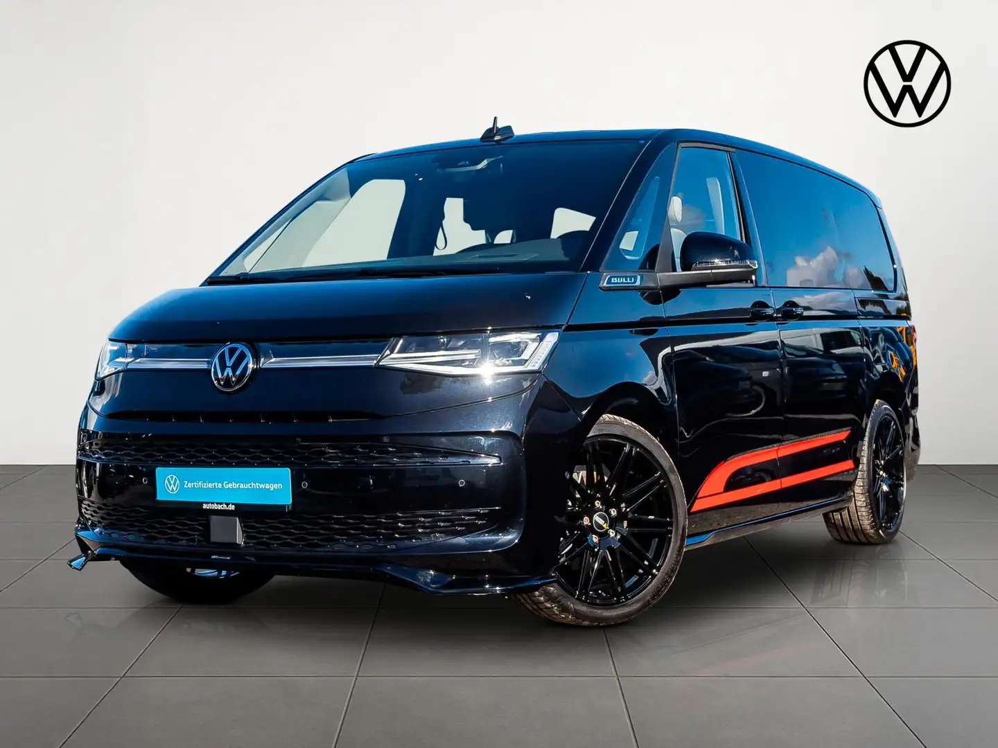 Volkswagen T7 Multivan T7 Multivan "GOAL" lang | Navi | AHK | IQ.Light Zwart - 2