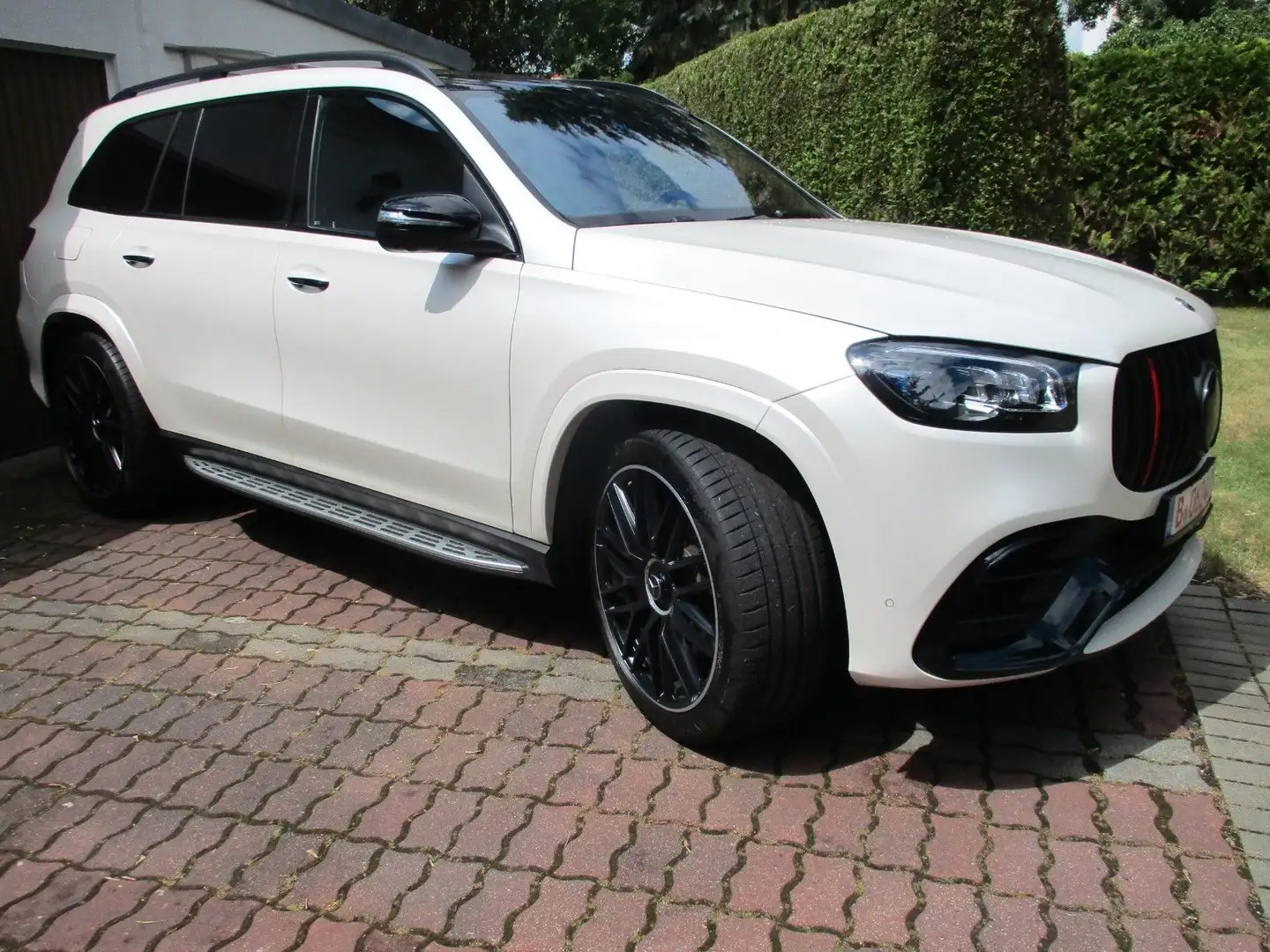 Mercedes-Benz GLS 63 AMG AMG 4Matic+ **1.Hand//Garantie 05/2026** Чёрный - 2