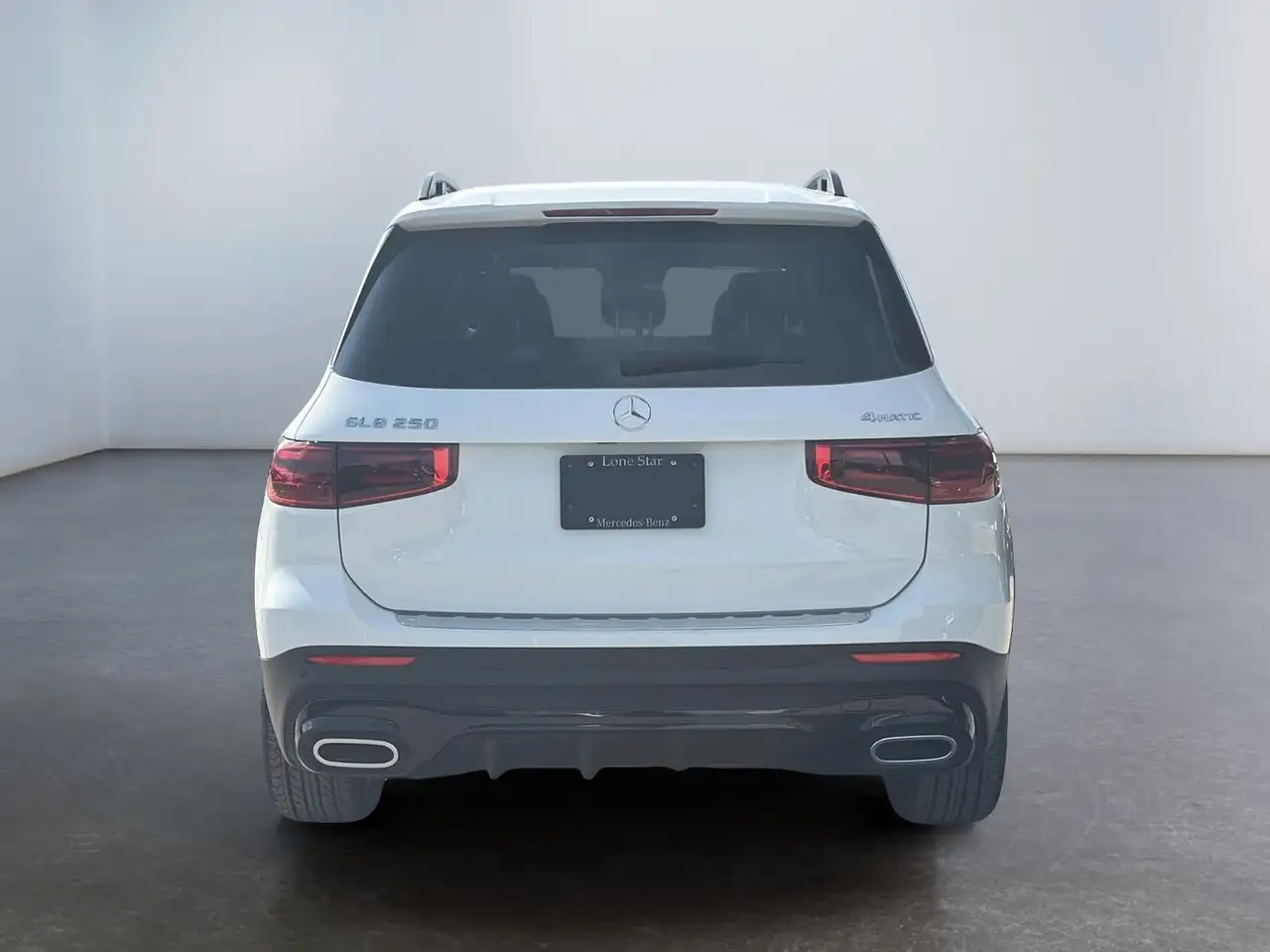Mercedes-Benz GLB снимка Mercedes-Benz GLB